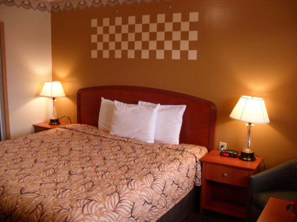 Forest Plaza Motel Mount Forest Zewnętrze zdjęcie